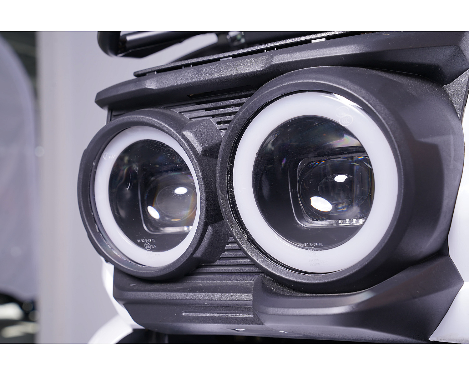 Скутер SPRMOTORS Tank Белый T8-50E