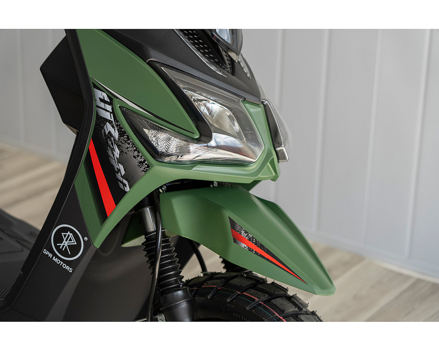 Скутер SPRMOTORS Zoom-9 зелёный T8-50G