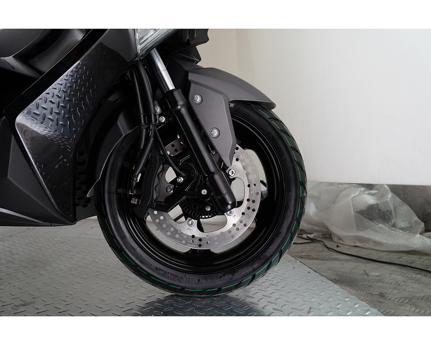 Скутер VMC XMAX BY150T-5A 149cc серия T2500, (ЭПТС), glossy grey