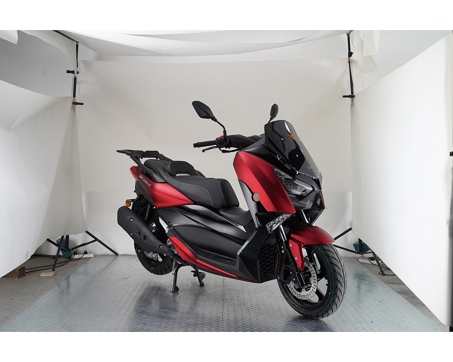 Скутер VMC XMAX BY150T-5A 149cc серия T2500, (ЭПТС), matt red