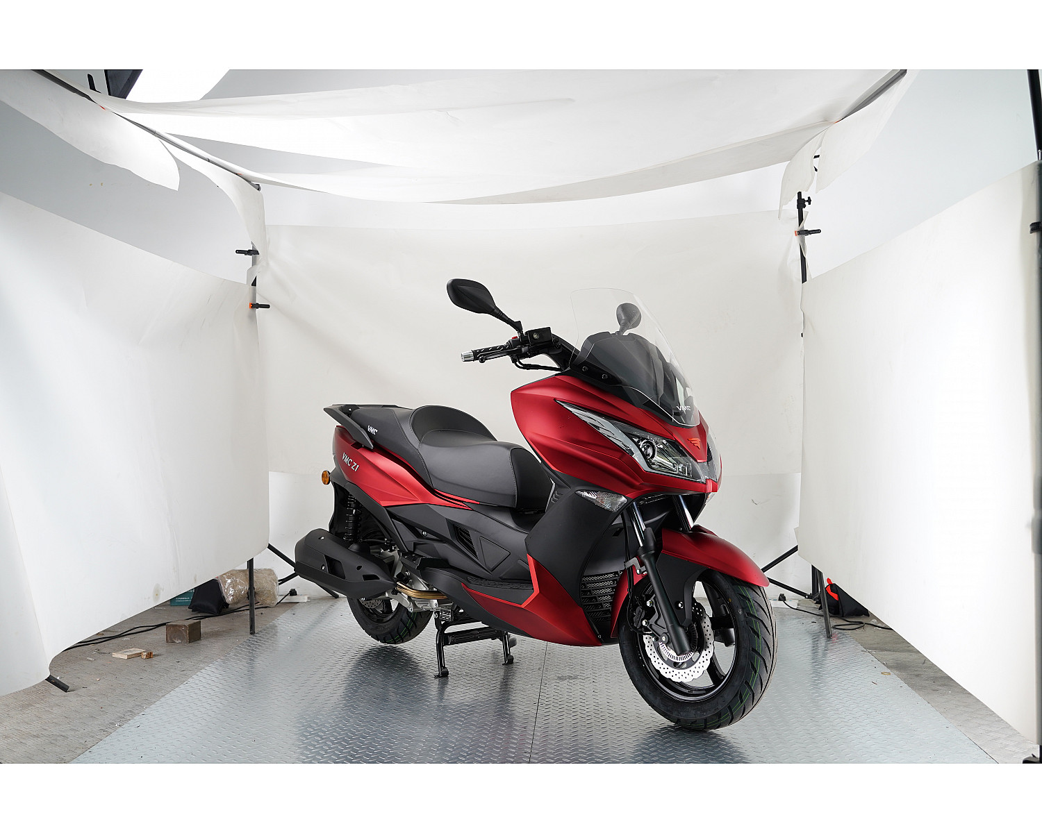 Скутер VMC Z1 TY300T-2E 276 см3 серия Т3000 (ЭПТС), matt red