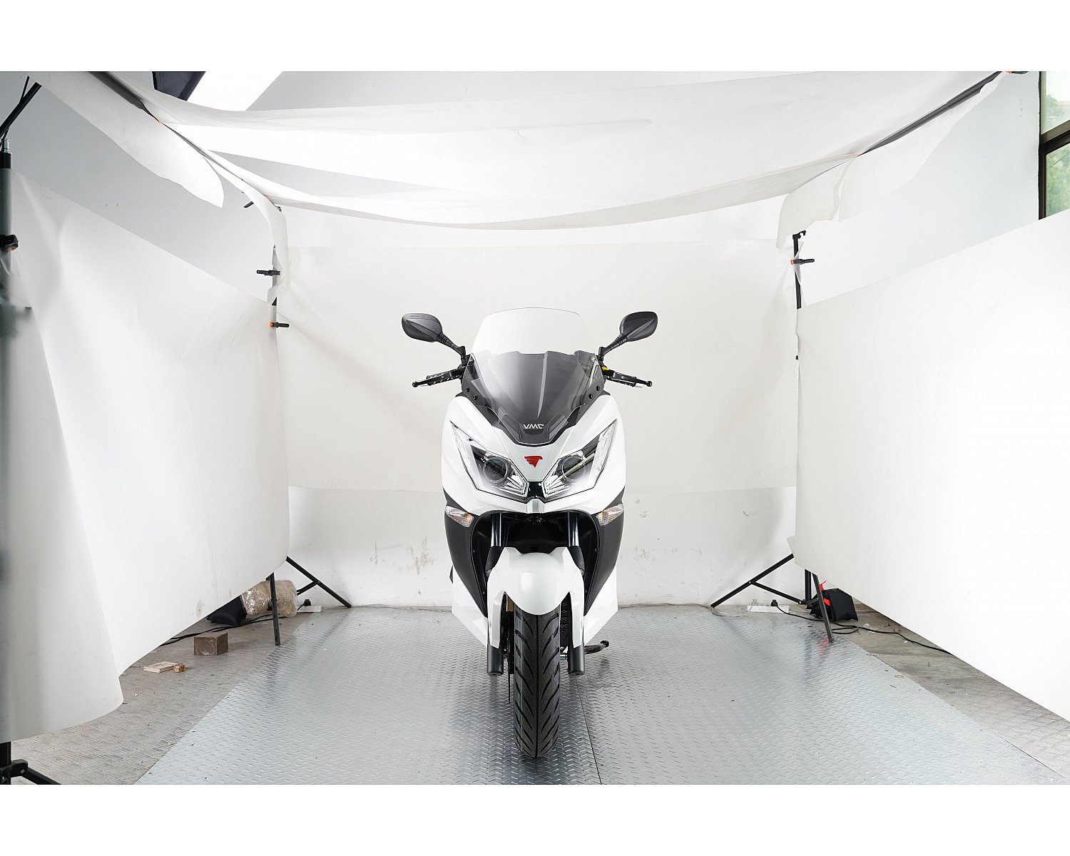 Скутер VMC Z1 TY300T-2E 276 см3 серия Т3000 (ЭПТС), white