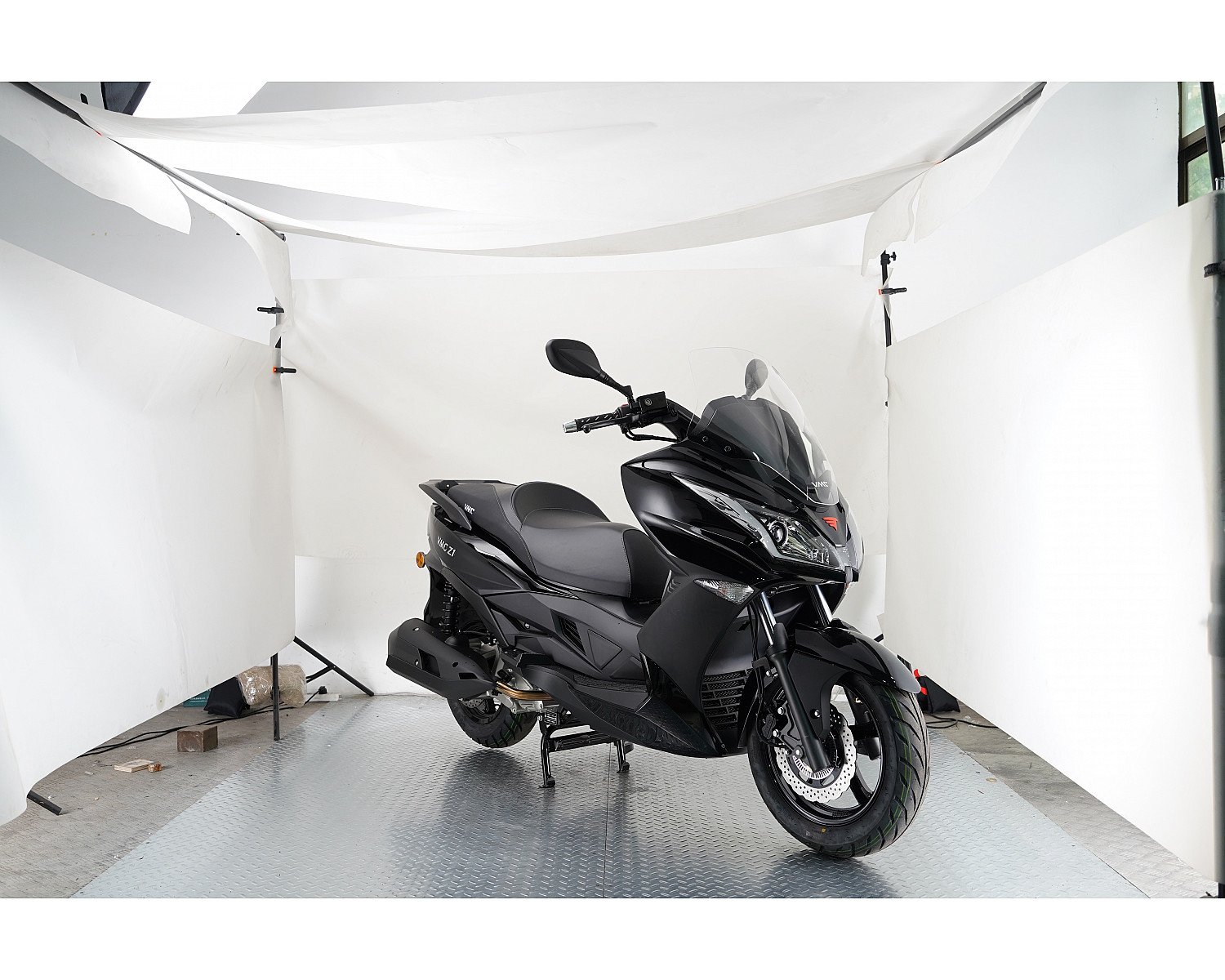 Скутер VMC Z1 TY300T-2E 276 см3 серия Т3000 (ЭПТС), matt black