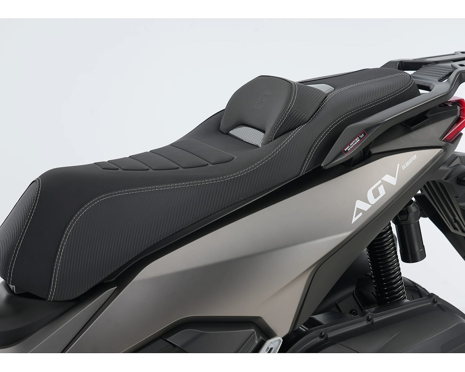 Скутер Gladiator AGV (Camerron)